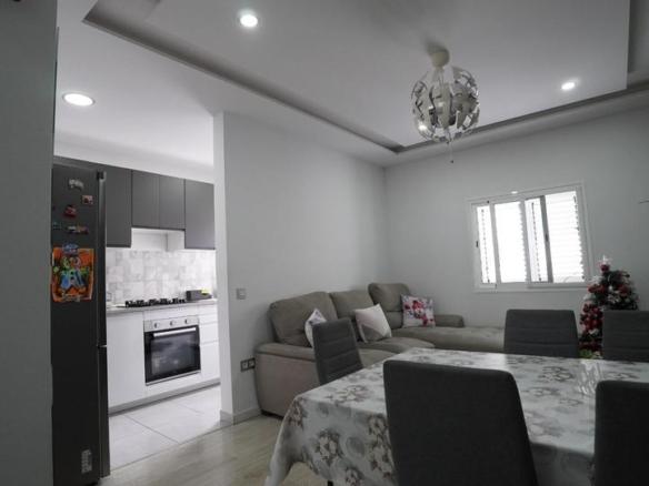 Apartment for sale in Schamann – Rehoyas