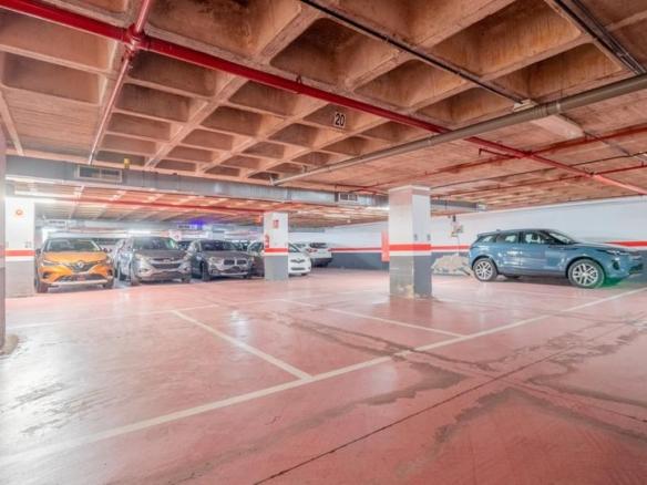 Garage for sale at Calle Emilio Castelar, 4, Santa Catalina – Canteras