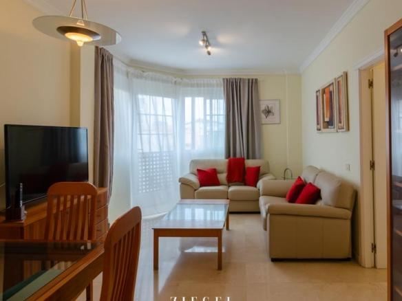 Apartment for sale on Luján Pérez Street, Isleta