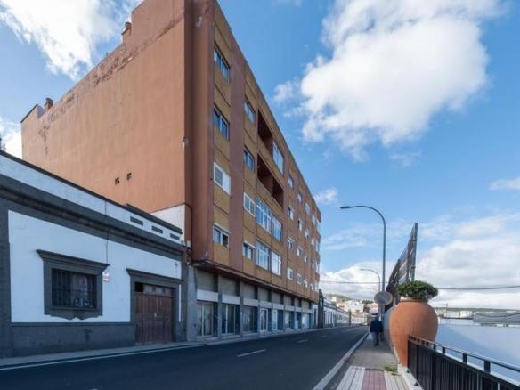 Apartment for sale in Alfredo Martín Reyes, La Montañeta – La Goleta – El Cerrillo