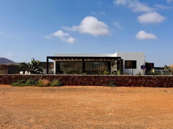 House or villa for sale in Del Morro, La Oliva village