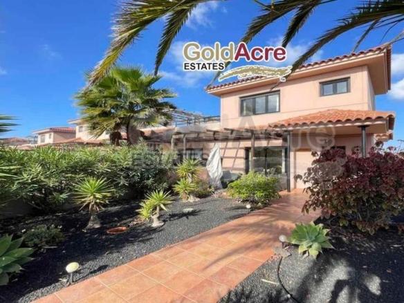 House or villa for sale in Majanicho