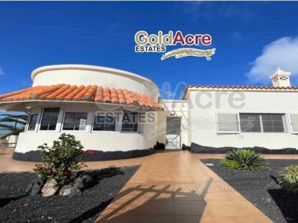 House or villa for sale in La Oliva village