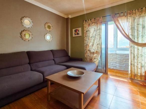 Apartment for sale on Montevideo Street, Santa Catalina – Canteras