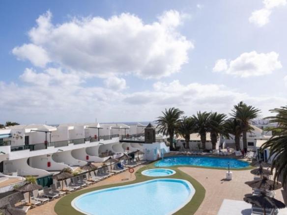 Apartment for sale in Costa Teguise