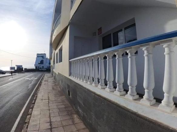 Apartment for sale on Calle 3 de Abril 1979, El Cotillo