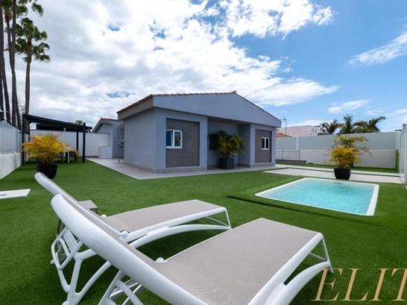 Townhouse for sale on Calle Canada, 10, Playa del Inglés