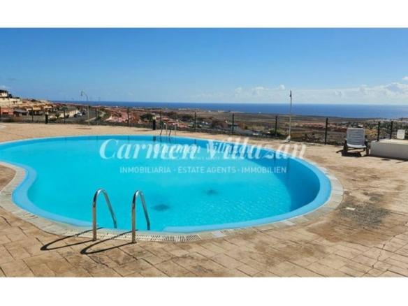 Duplex for sale on Artemy Street, Caleta de Fuste