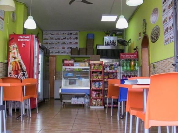 Commercial premises for sale on Calle el Drago, Mogán town