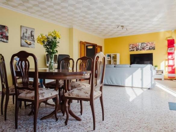 Apartment for sale on Calle Fco. Montesdeoca Suarez, 25, Santa María de Guía de Gran Canaria
