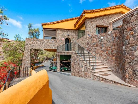 House or villa for sale on Calle la Solana, 141, Caserones – La Higuera