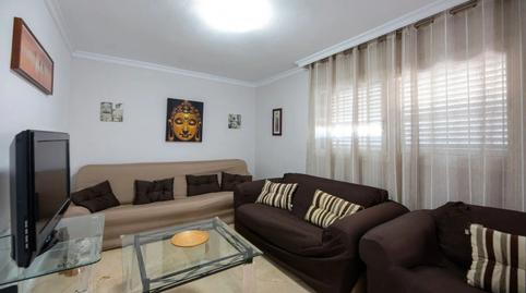 Townhouse for sale on Calle Secundino Delgado, San Fernando