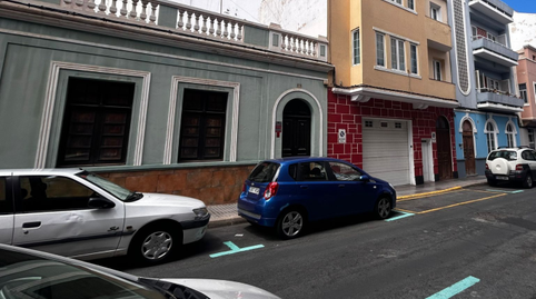 Townhouse for sale on Calle Blasco Ibáñez, 36, Alcaravaneras