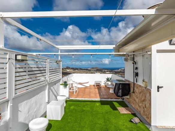 Penthouse for sale on Calle Judea, 10, Tamaraceite