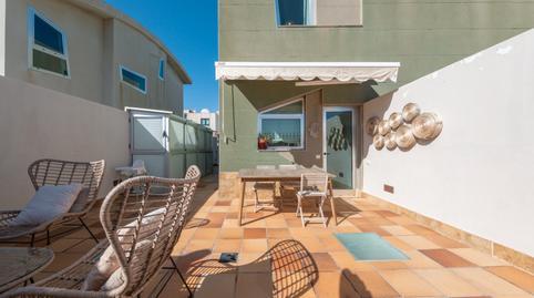 House or villa for sale on Calle Mariano José de Larra, 7, Playa del Hombre – Taliarte – Salinetas