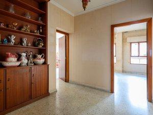 Apartment for sale on Avenida Primero de Mayo, 26, Triana