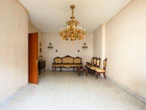 Apartment for sale on Avenida Primero de Mayo, 26, Triana