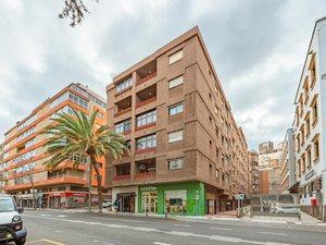 Apartment for sale on Avenida Primero de Mayo, 9, Triana
