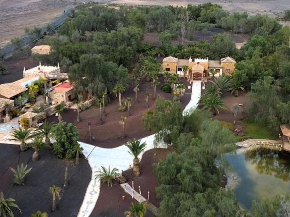 House or villa for sale on Calle Los Atolladeros, La Lajita