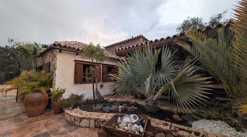 House or villa for sale on Calle Los Atolladeros, La Lajita