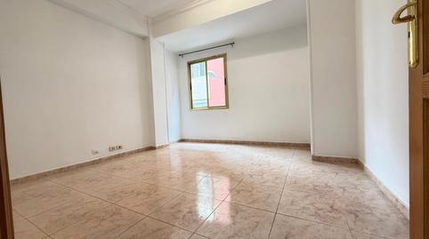 Apartment for sale on Calle Ruiz de Alda, Santa Catalina – Canteras