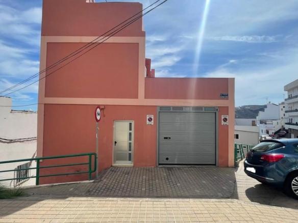 House or villa for sale in Miller