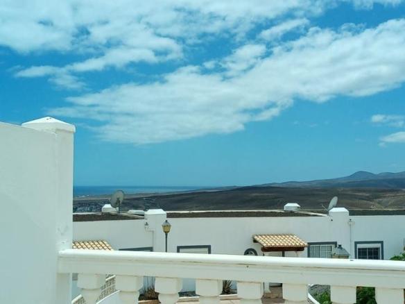 Duplex for sale in Caleta de Fuste
