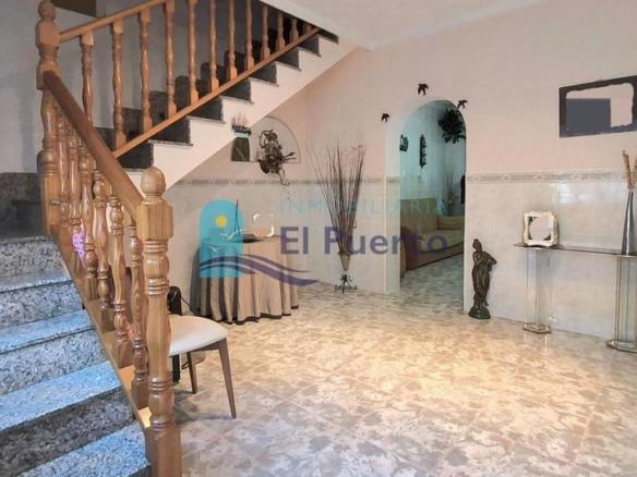 Duplex for sale in Pescadores