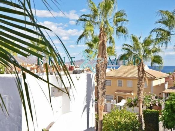Apartment for sale on Punta Mala Street, El Alamillo