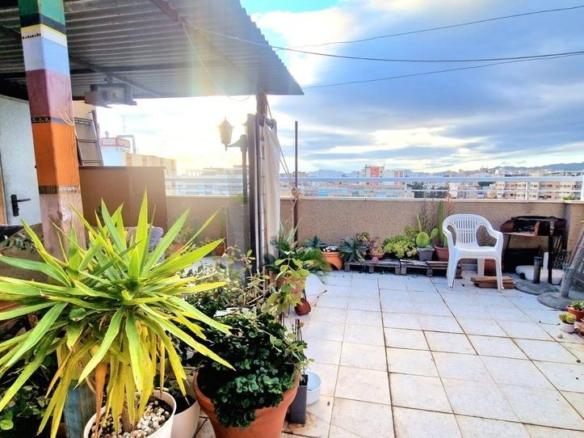 Penthouse for sale in Delicias