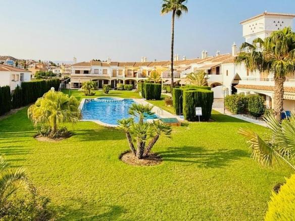 Townhouse for sale in Calabardina