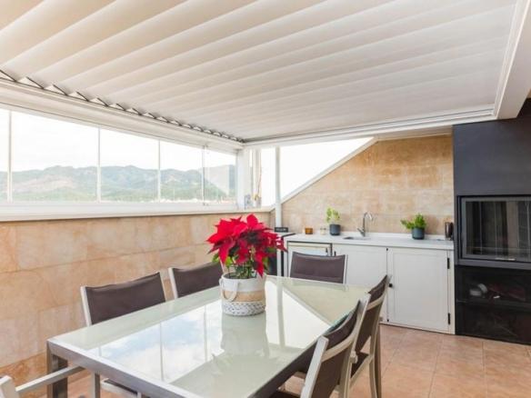 Penthouse for sale on Calle de Los Condes de la Concepción, 31, El Palmar
