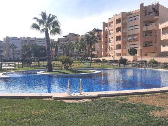 Penthouse for sale on Calle Alcacil, Gea y Truyols