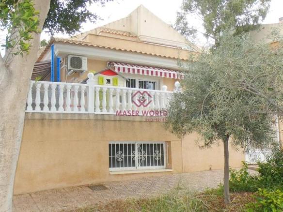 Duplex for sale in La Cumbre – Cuatro Plumas