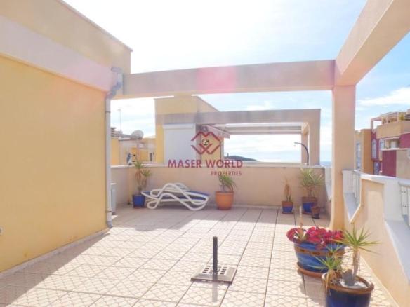 Penthouse for sale in La Cumbre – Cuatro Plumas