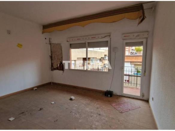 Apartment for sale on Calle Aragón, Caravaca de la Cruz