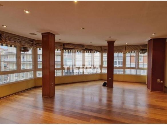 Apartment for sale in Gran Vía del Escultor Francisco Salzillo, Santa Catalina – San Bartolomé