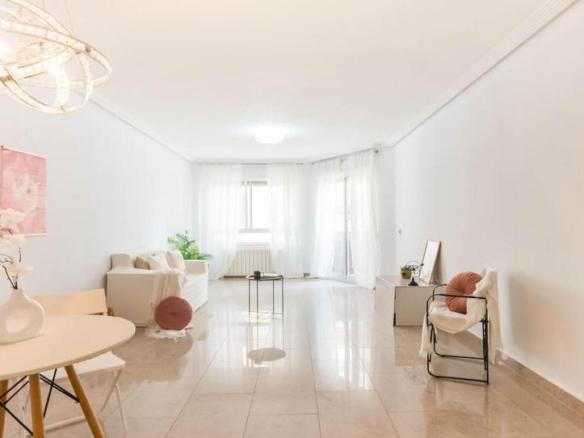 Apartment for sale on Calle Estacion, 31, Centro