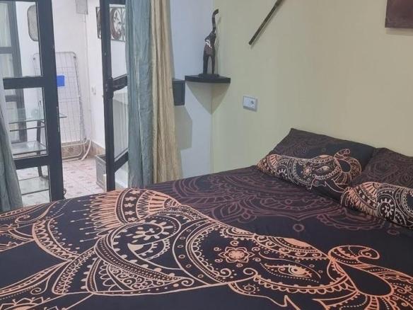 Apartment for sale on Calle San Vicente, Old Town