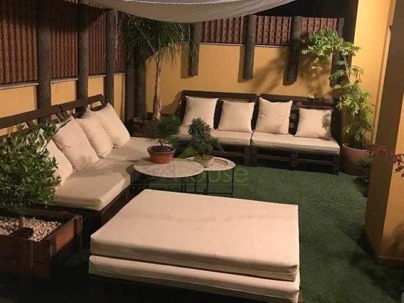 Penthouse for sale at Avenida Angeles, 50, Los Angeles – Apolonia