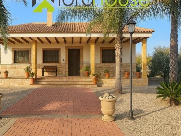 House or villa for sale in Camino Piñero, Aguaderas