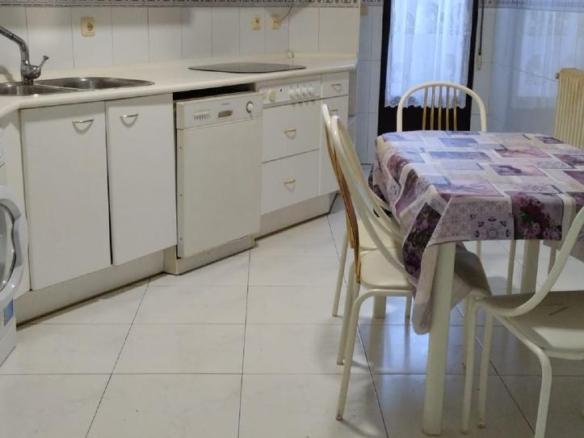 Apartment for sale in La Bañeza