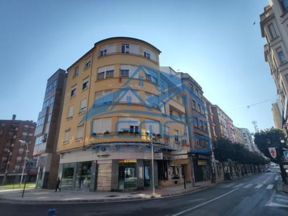 Apartment for sale in De la Puebla, Centro