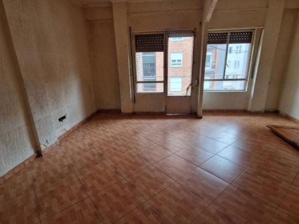 Apartment for sale in Fernandez Ladreda, La Lastra