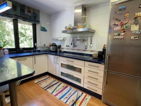 Apartment for sale on Avenida del Caribe, 33, Zona Alta