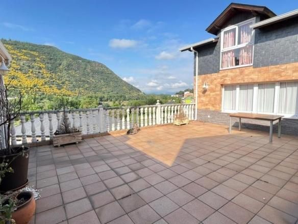 Apartment for sale on Avenida del Ferrocarril, Centro