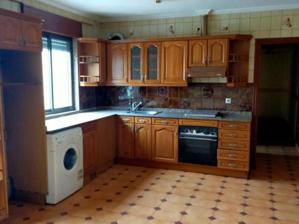 Apartment for sale on Calle Sitio de Numancia, 16, Centro