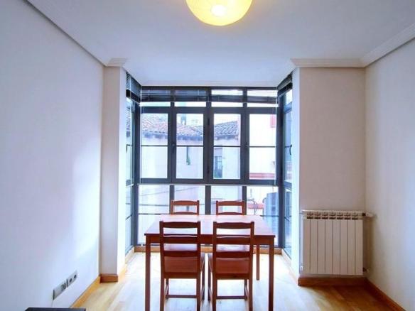 Apartment for sale on Calle Paloma, Old Town