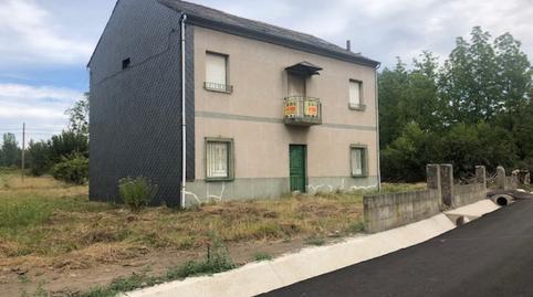 House or villa for sale on Calle el Campo, 71, Carracedelo