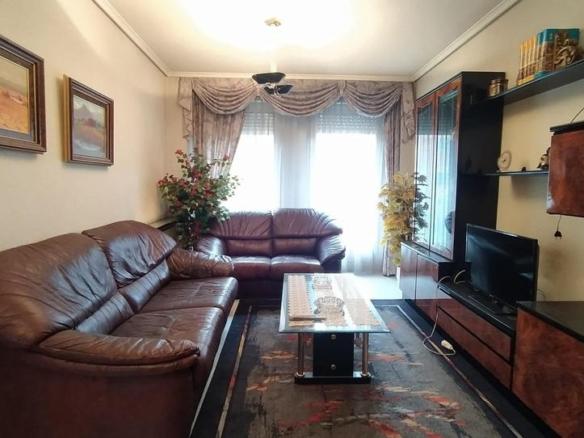 Duplex for sale on Calle Chile, Zona Alta